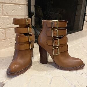 Chinese Laundry “Gadget” boot, Cognac, 7.5